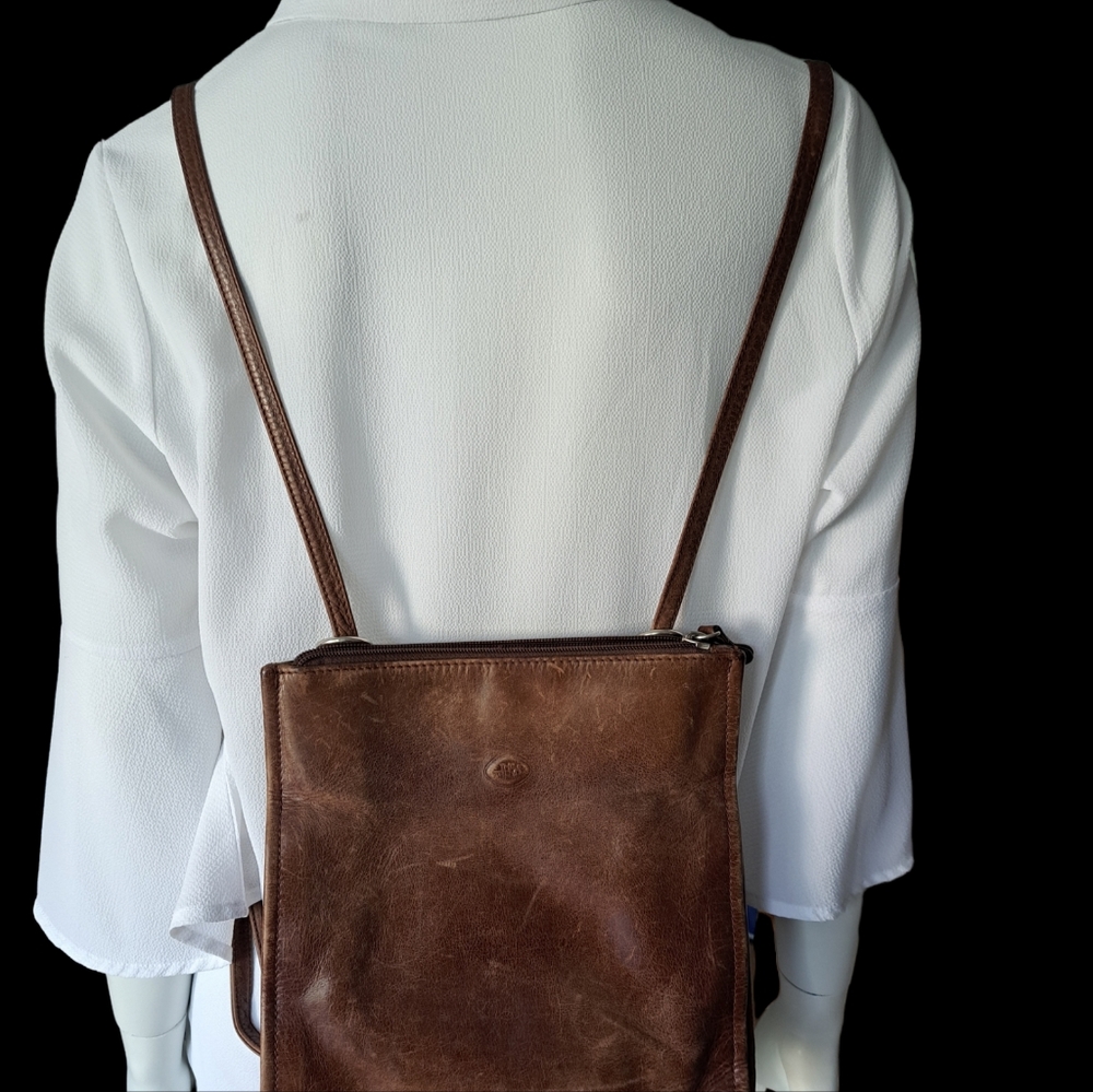 Women’s Leather Backpack - Brown